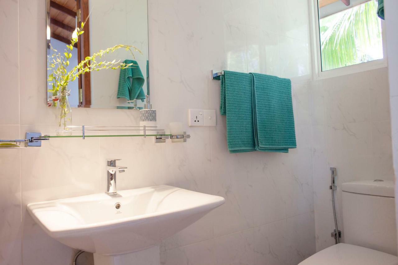 Alvas House Hotell Hikkaduwa Eksteriør bilde