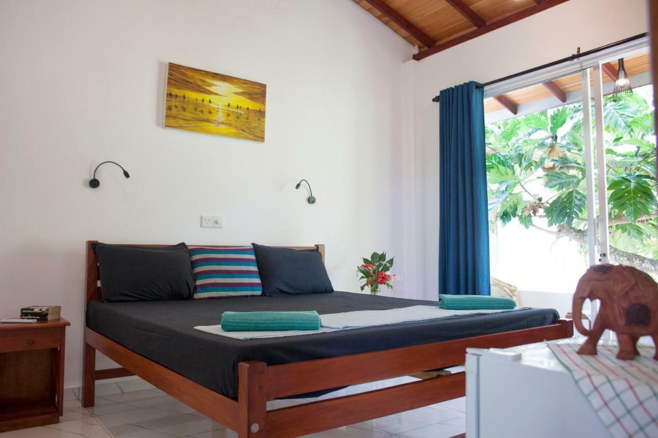 Alvas House Hotell Hikkaduwa Eksteriør bilde